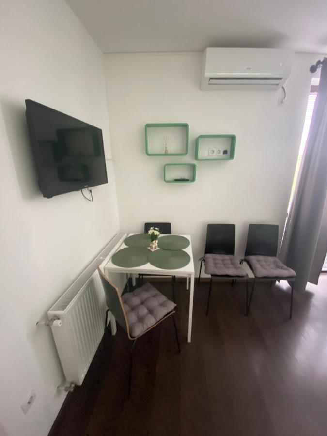 Lexi Classic Apartman Hajduszoboszlo Exterior photo